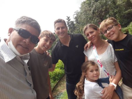 A family photo among the garden greenery - lifeonwheel.com