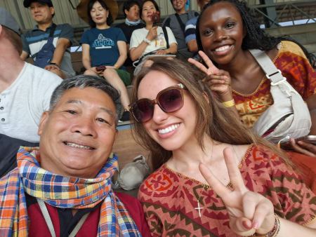 A selfie with fellow travellers at a show - lifeonwheel.com